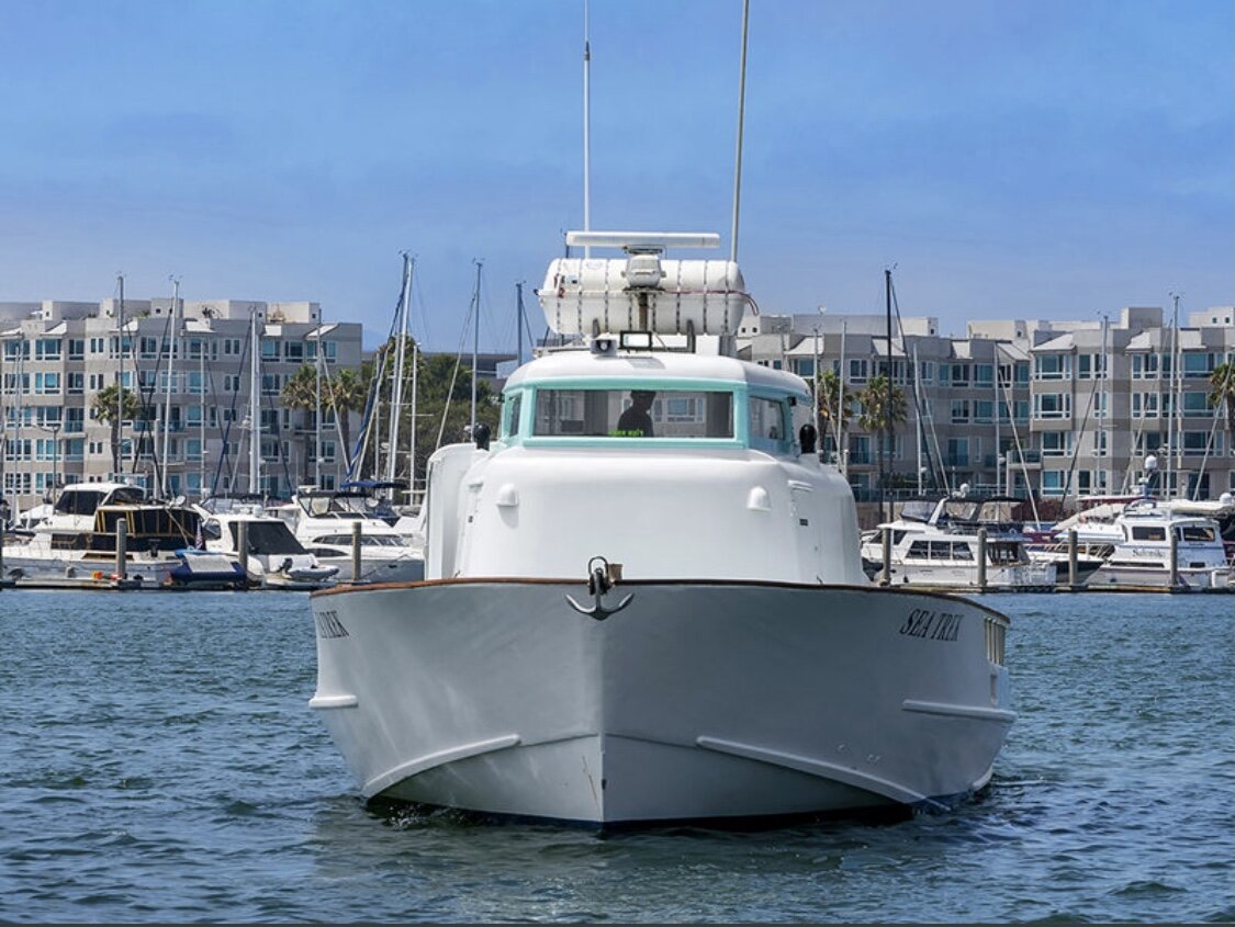 Sea Trek bow facing forward in Marina del Rey harbor